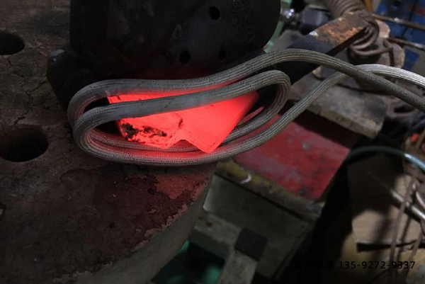 佛山高頻加熱機(jī)照片