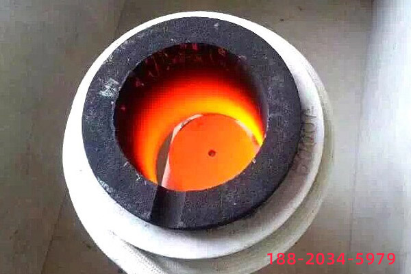 重慶中頻熔煉爐廠家-電容補(bǔ)償無(wú)功負(fù)荷的構(gòu)想