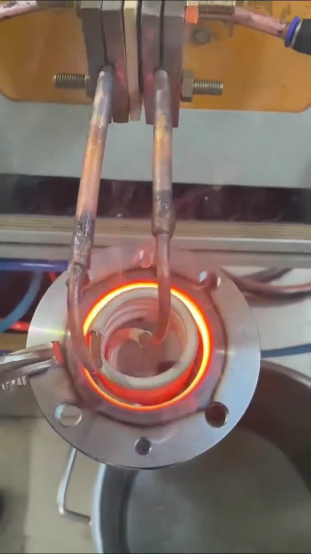 類(lèi)法蘭工件內(nèi)孔淬火打樣用高頻淬火機(jī)