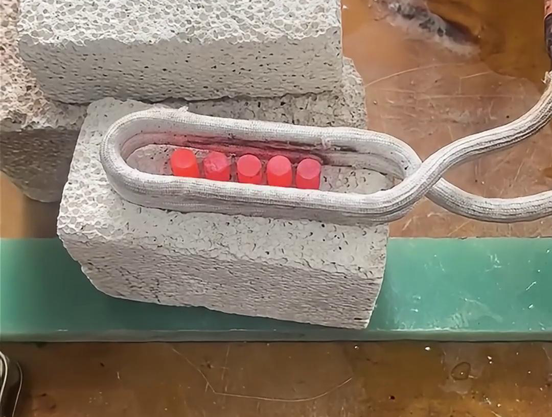 高頻加熱機，專為合金顆粒加熱試驗打造