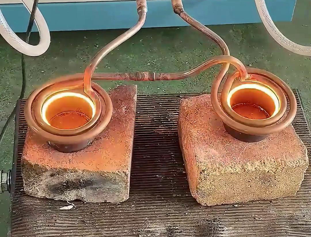 高頻感應(yīng)加熱機(jī)一拖二的加熱效果主要取決于設(shè)備的設(shè)計(jì)、參數(shù)設(shè)置以及被加熱物體的特性