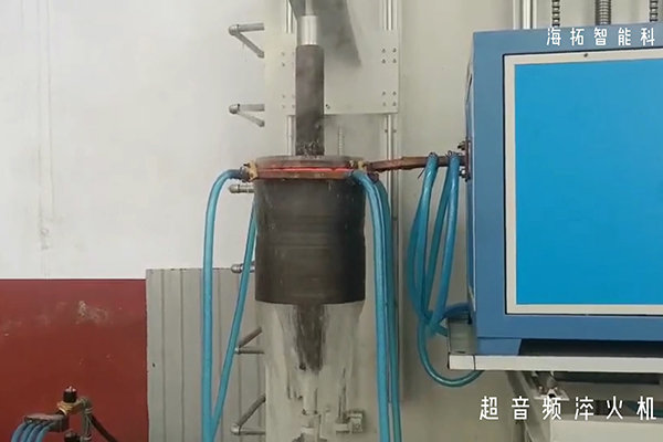 簡易高頻淬火機(jī)床對(duì)軸淬火過程