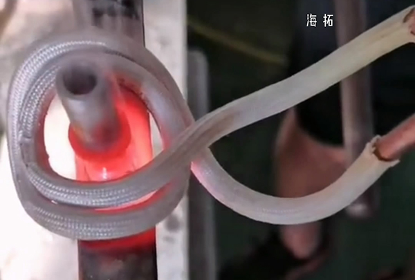 惠州客戶來我司現(xiàn)場驗(yàn)收超高頻釬焊機(jī)設(shè)備！
